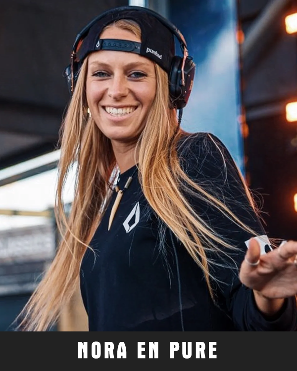 Nora en Pure